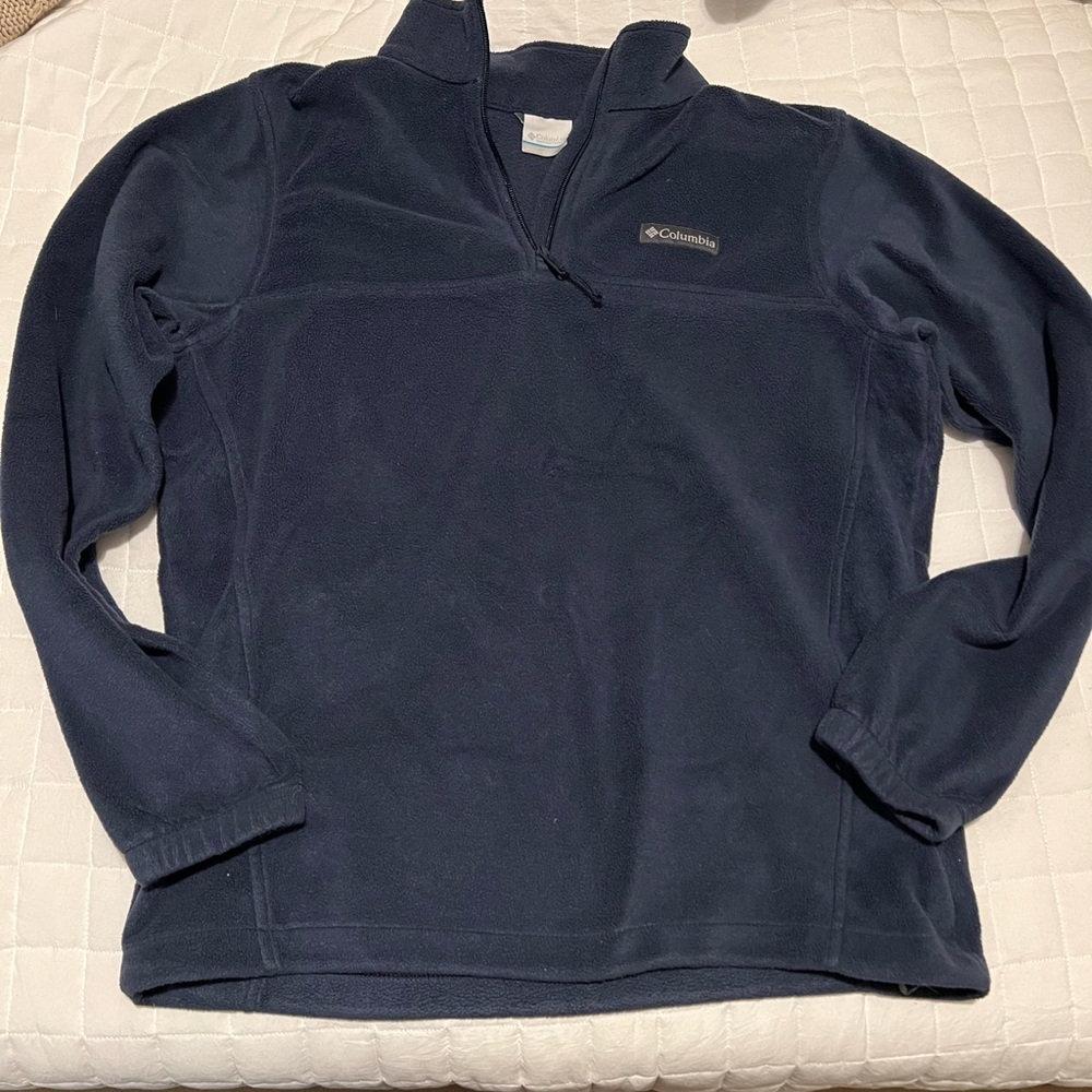 Men’s 3/4 zip Columbia Shirt long sleeve size Medium.  Navy blue